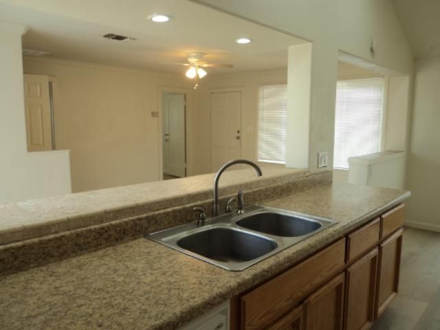 726 Grove Street, Roseville, CA 95678