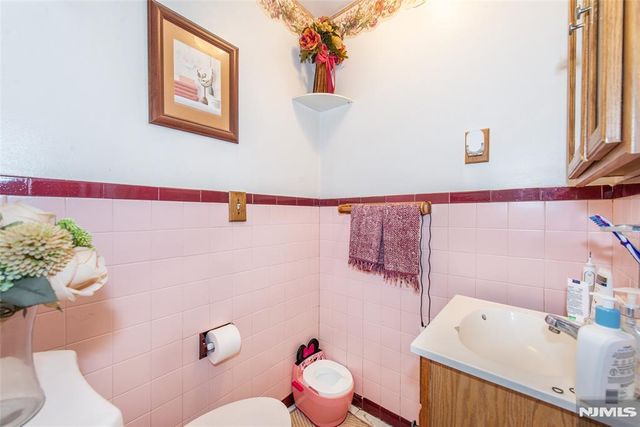 108 Walnut Street, Bloomfield, NJ 07003