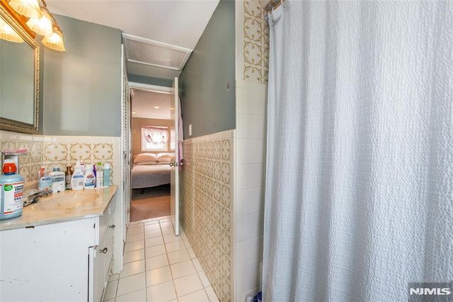 108 Walnut Street, Bloomfield, NJ 07003