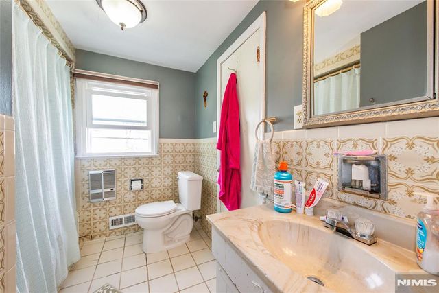 108 Walnut Street, Bloomfield, NJ 07003