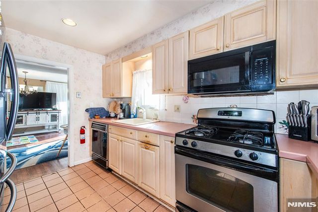 108 Walnut Street, Bloomfield, NJ 07003