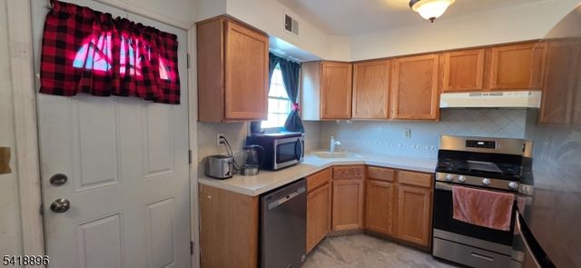 173 Cynthia Dr E, Mansfield Twp., NJ 07840