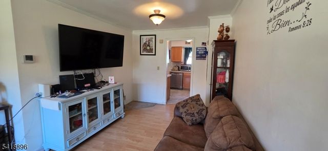 173 Cynthia Dr E, Mansfield Twp., NJ 07840