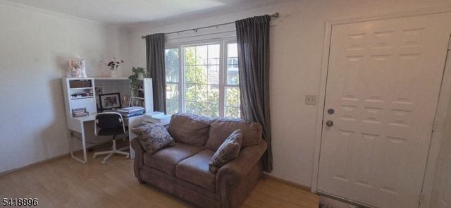 173 Cynthia Dr E, Mansfield Twp., NJ 07840