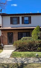 173 Cynthia Dr E, Mansfield Twp., NJ 07840