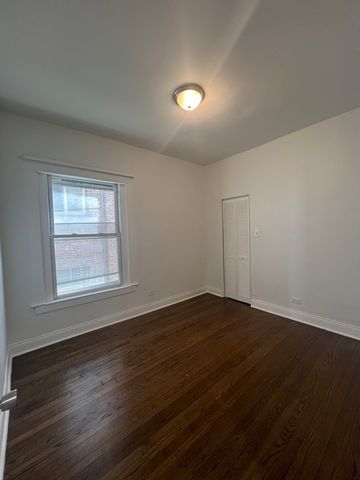 6151 S Langley Avenue 1, Chicago, IL 60637