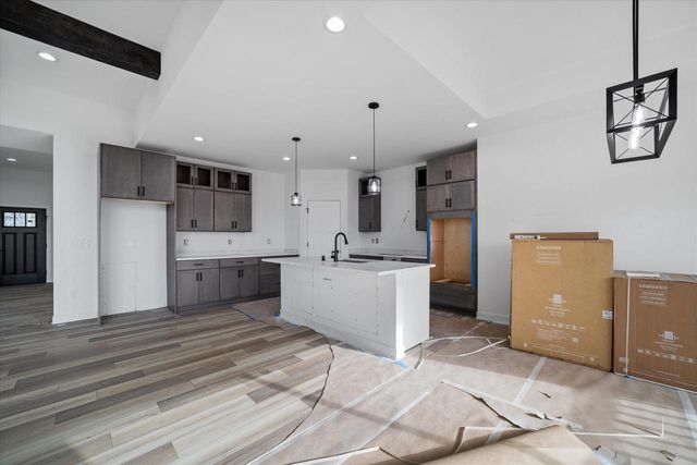 N66W20955 Sweet Clover DRIVE, Menomonee Falls, WI 53051