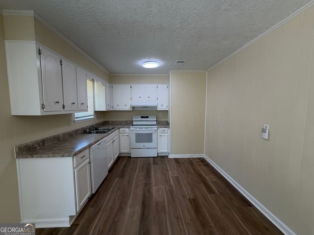 2523 Teakwood Drive, Hephzibah, GA 30815