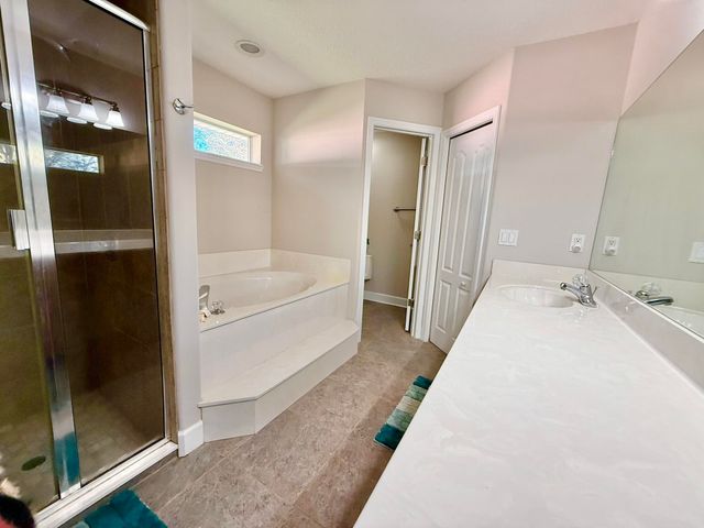 209 Saranac Ln, St Augustine, FL 32086