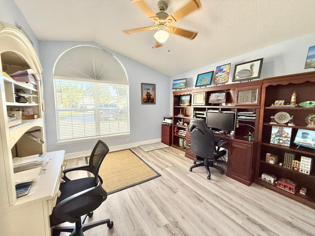 209 Saranac Ln, St Augustine, FL 32086