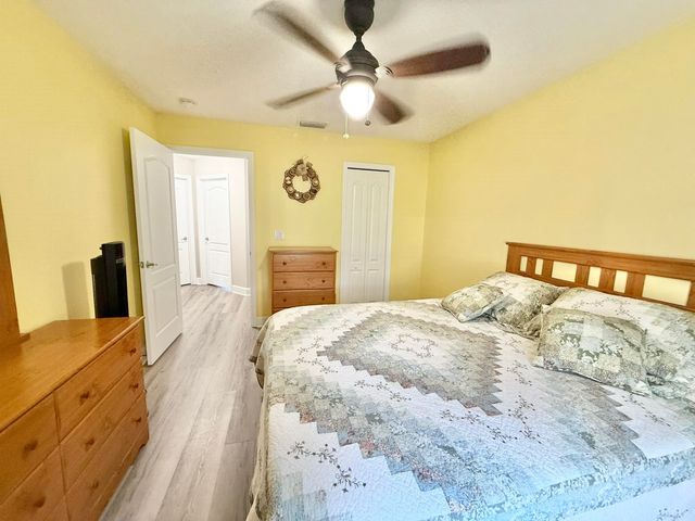 209 Saranac Ln, St Augustine, FL 32086