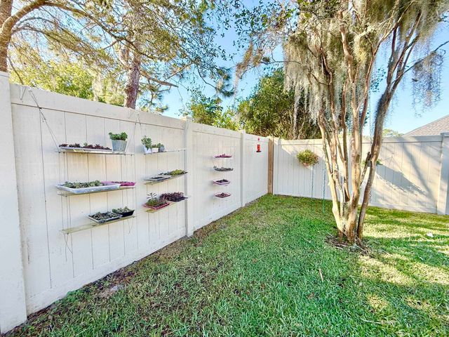 209 Saranac Ln, St Augustine, FL 32086