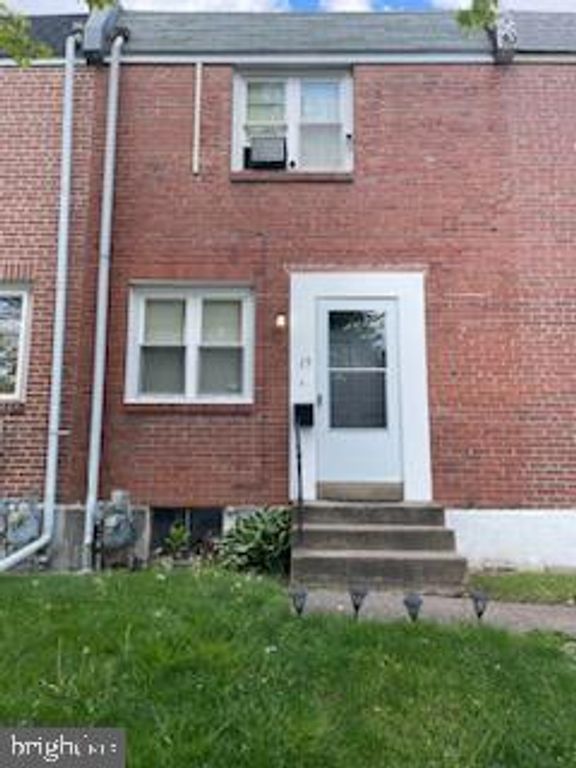 15 HARTRANFT AVE, NORRISTOWN, PA 19401 — photo 2