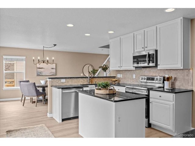 1798 Hogan Ct, Castle Rock, CO 80109