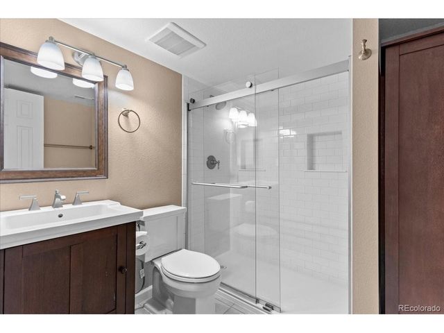 1798 Hogan Ct, Castle Rock, CO 80109