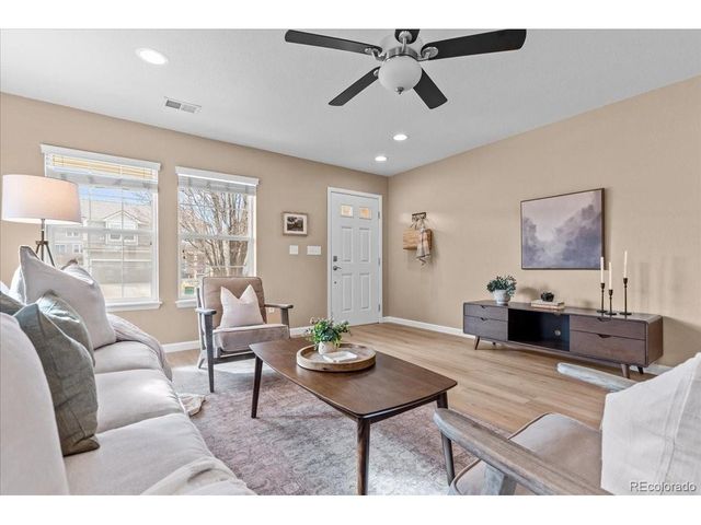 1798 Hogan Ct, Castle Rock, CO 80109