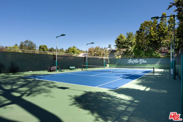 2728 Angelo Drive, Los Angeles, CA 90077