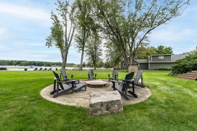 10226 Tomkinson Drive, Pavilion Twp, MI 49088