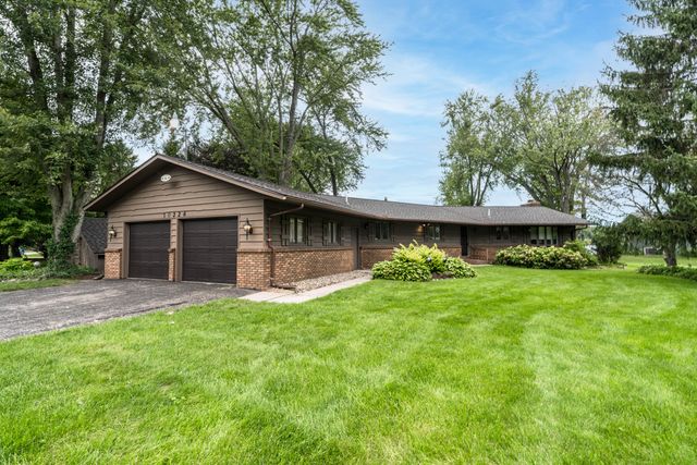 10226 Tomkinson Drive, Pavilion Twp, MI 49088