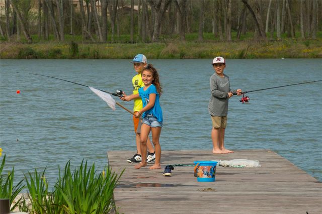 9123 Petroglyph Point Court, Porter, TX 77365