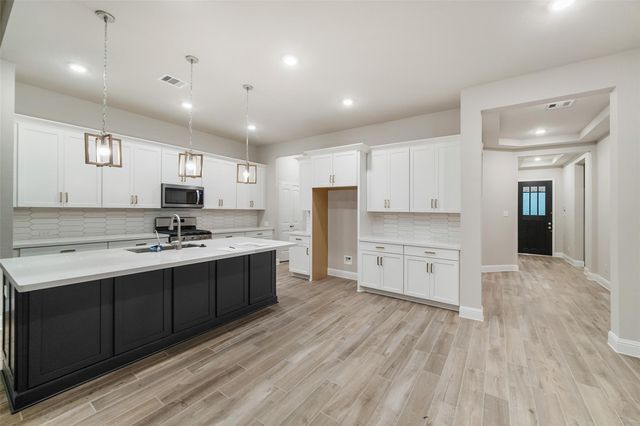 9123 Petroglyph Point Court, Porter, TX 77365