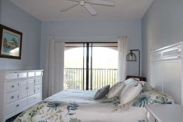 2802 Sarento Place 301, Palm Beach Gardens, FL 33410