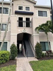 2802 Sarento Place 301, Palm Beach Gardens, FL 33410