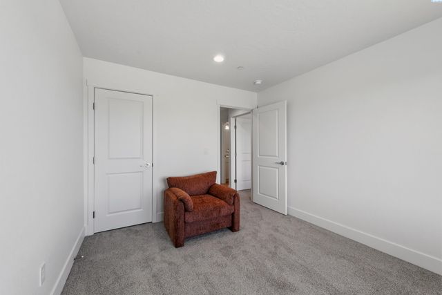 4521 Road 114, Pasco, WA 99301