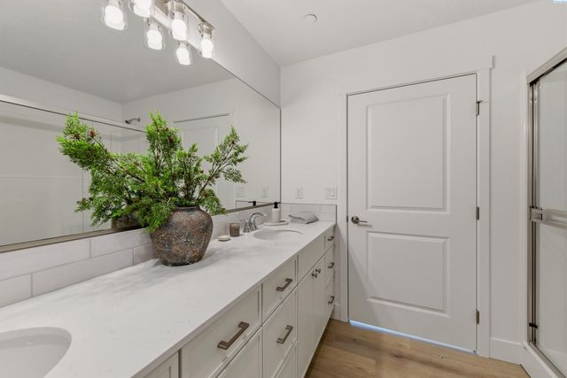 4521 Road 114, Pasco, WA 99301