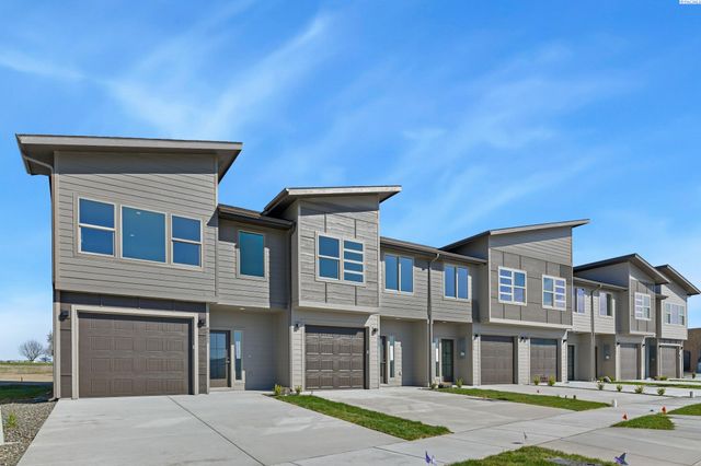 4521 Road 114, Pasco, WA 99301