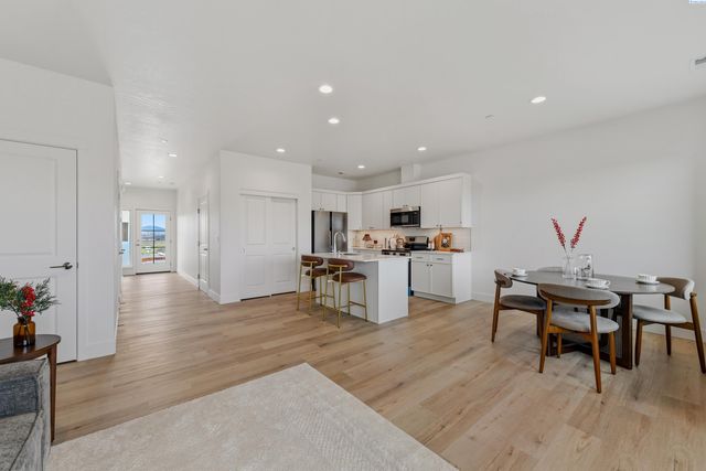 4521 Road 114, Pasco, WA 99301