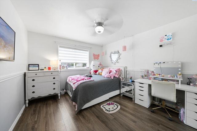 630 Meadows Drive East, Richland, WA 99352