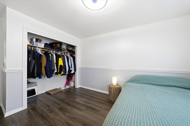 630 Meadows Drive East, Richland, WA 99352