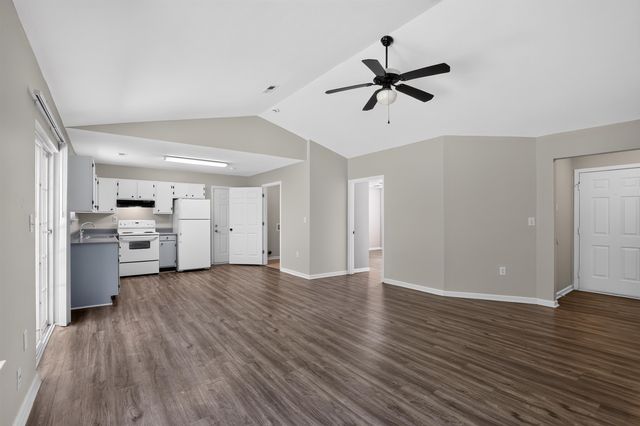 1868 Tamara Way, Spartanburg, SC 29301