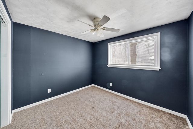 52040 Avanelle Street, Granger, IN 46530