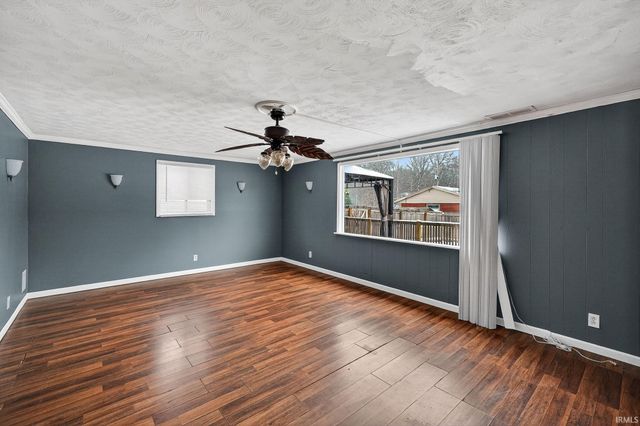 52040 Avanelle Street, Granger, IN 46530