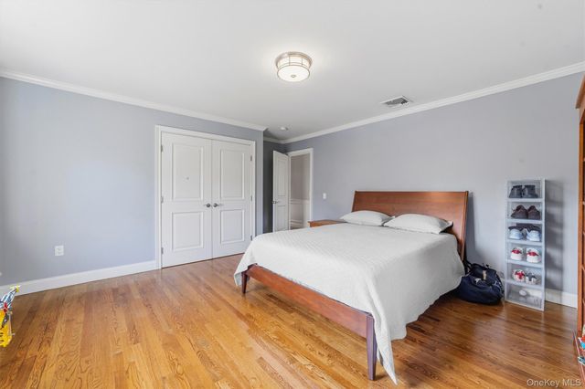 185 Old Wilmot Road, Scarsdale, NY 10583