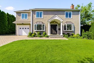 185 Old Wilmot Road, Scarsdale, NY 10583