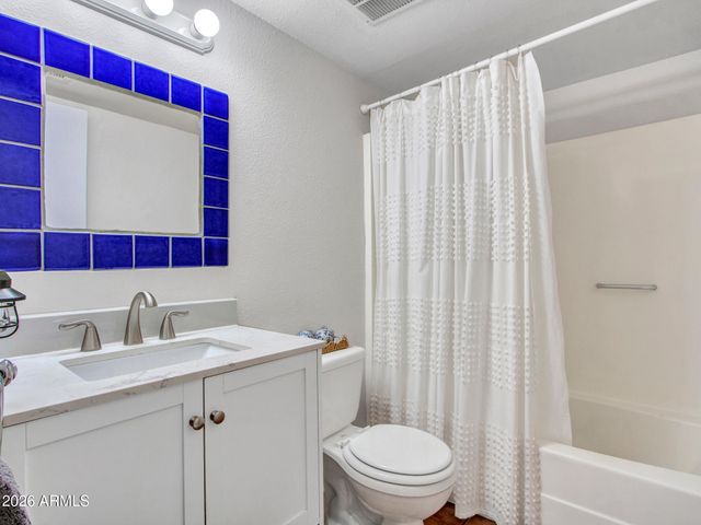 2546 W JACINTO Circle, Mesa, AZ 85202