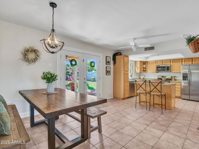 2546 W JACINTO Circle, Mesa, AZ 85202