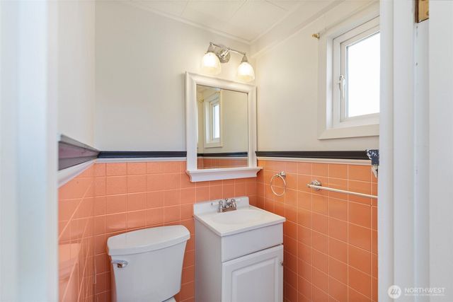 1740 4th Street, Bremerton, WA 98337