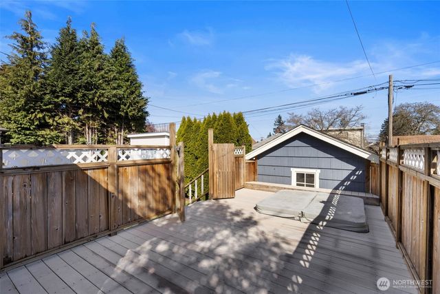 1740 4th Street, Bremerton, WA 98337