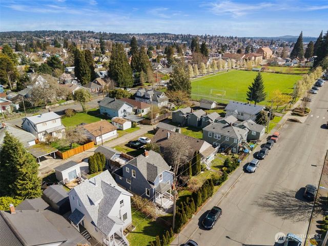 1740 4th Street, Bremerton, WA 98337