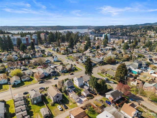 1740 4th Street, Bremerton, WA 98337