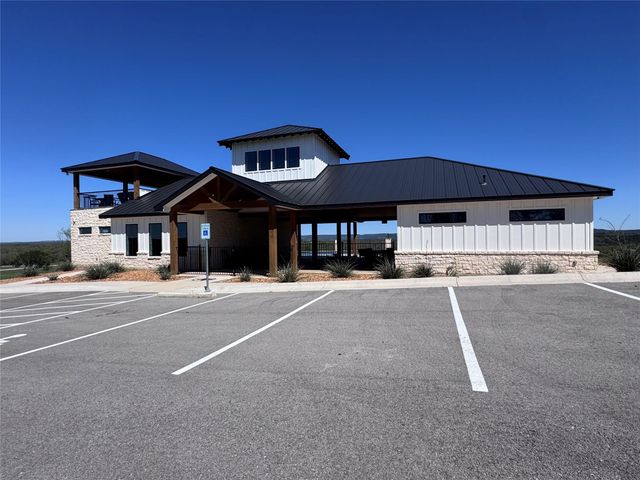 250 Hawthorne LN, Spicewood, TX 78669