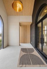 250 Hawthorne LN, Spicewood, TX 78669