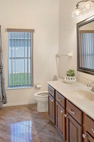 215 STRATHMORE CIRCLE, Kissimmee, FL 34744