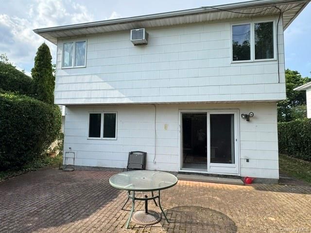 140-B Union Avenue, Lynbrook, NY 11563