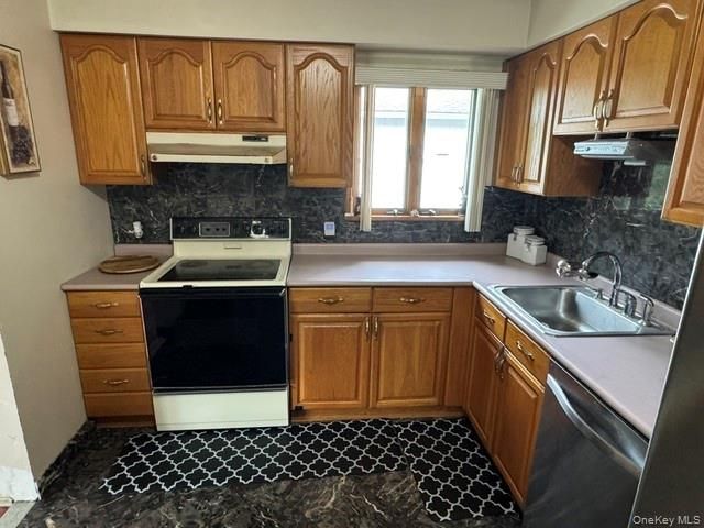 140-B Union Avenue, Lynbrook, NY 11563