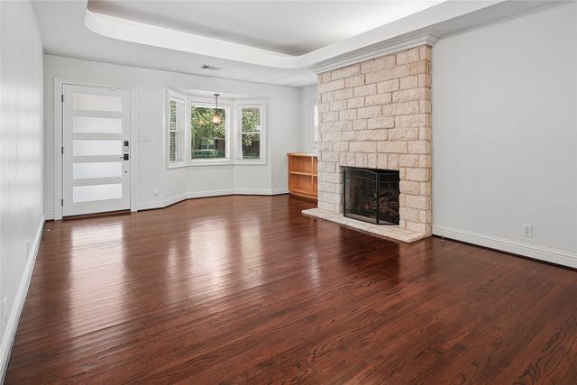 6418 Axton Lane, Dallas, TX 75214